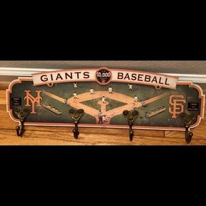 San Francisco Giants Hat Hanger with 4 hooks
